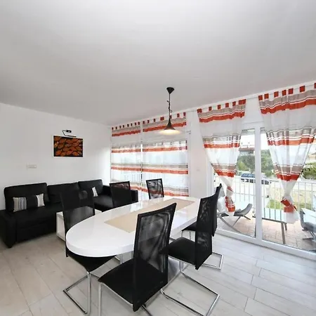 Matkovic- Duplex Two Bedroom סבטי פיליפ אי ג'קוב