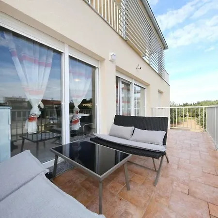 Matkovic- Duplex Two Bedroom Appartement Sveti Filip i Jakov